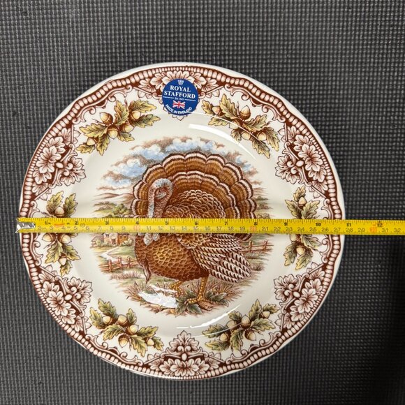 4 Royal Stafford Thanksgiving Turkey Dinner Plates Acorn Edge Acorns 11 in Plate - Picture 7 of 10